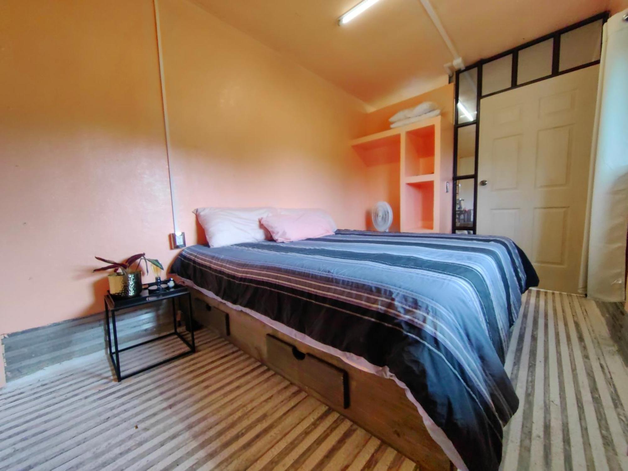 Casa Contenedor La Laguna Camping *